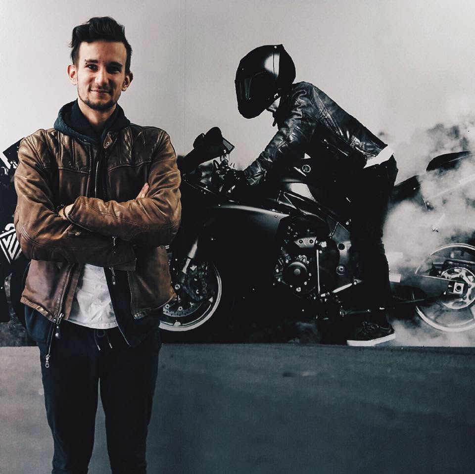 Tom at the Vozz burnout mural (feat. Tom)